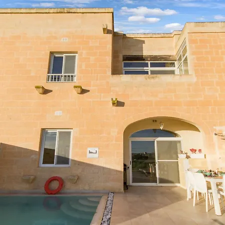 Holiday home Inni Gozitan Private Pool- Happy